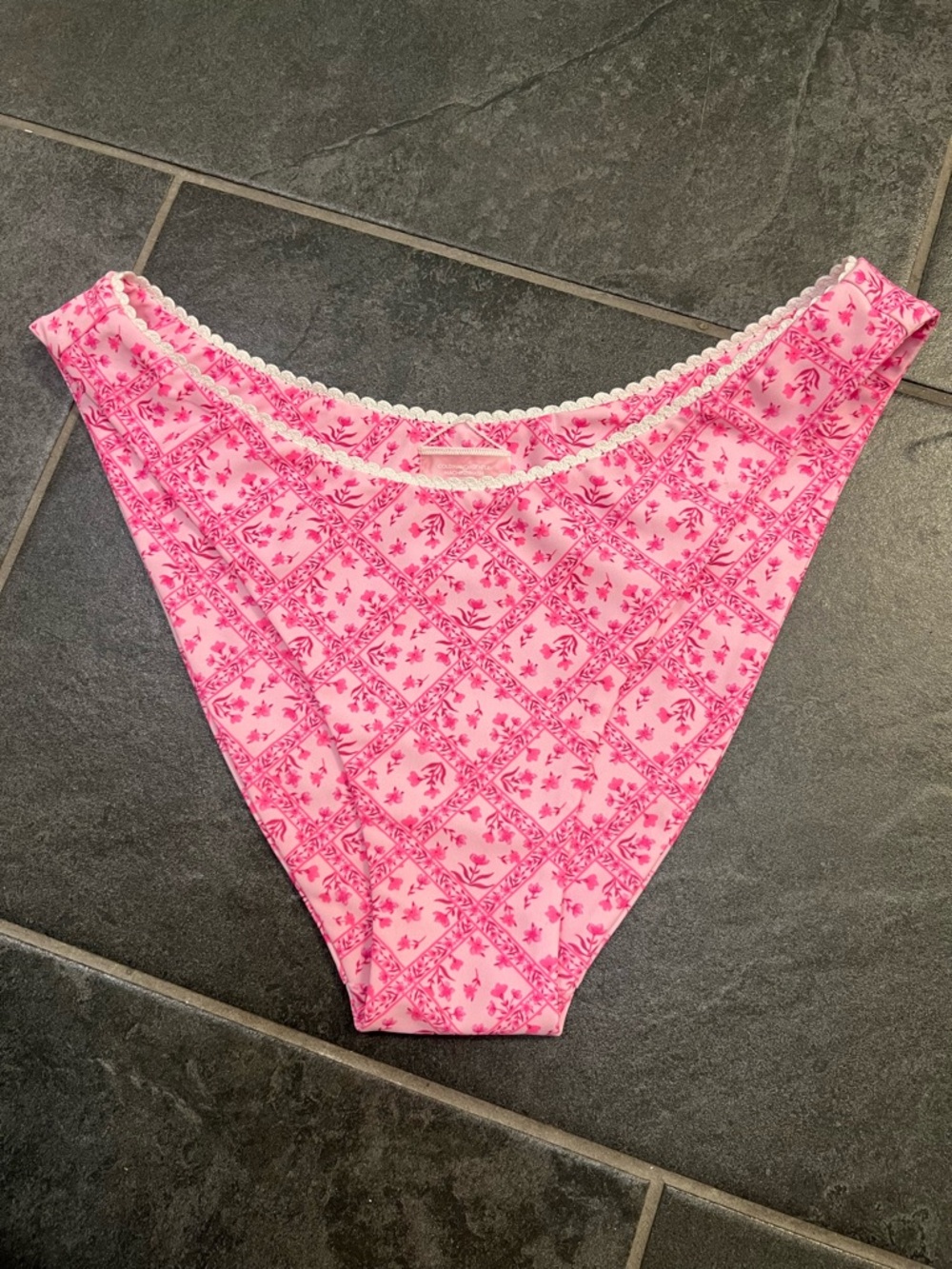 Kulani Kini Pink Floral High-Cut Bikini Bottoms Size Medium great condition